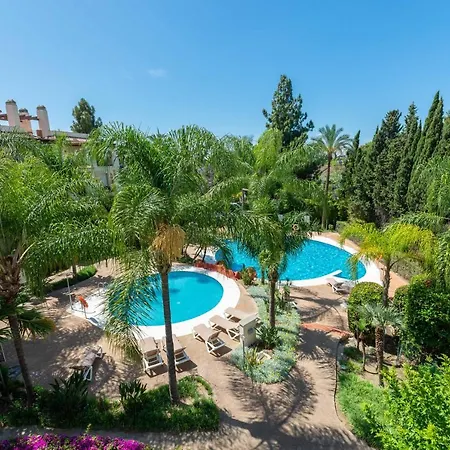 Modern And Spacious 2 Bdrm Penthouse - 3 Pools And Sea Views Marbella