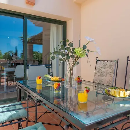 Modern And Spacious 2 Bdrm Penthouse - 3 Pools And Sea Views * Marbella