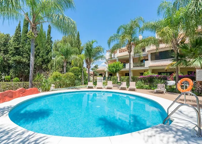 Modern And Spacious 2 Bdrm Penthouse - 3 Pools And Sea Views شقة ماربيا