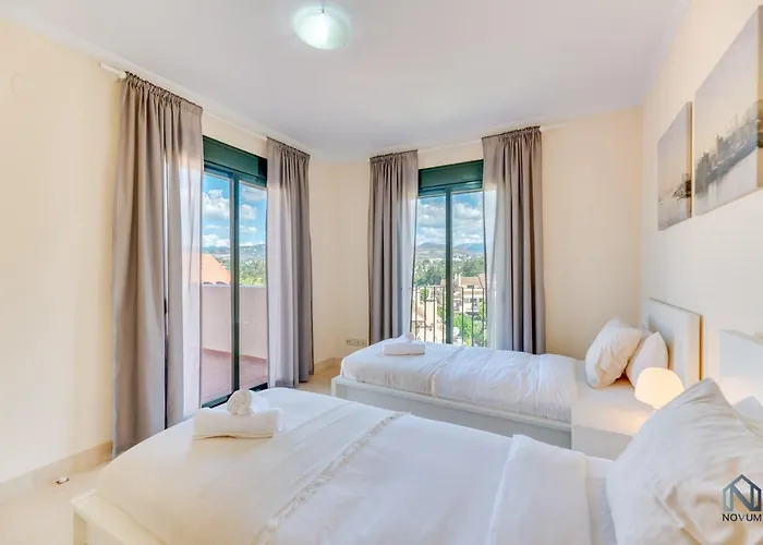 Modern And Spacious 2 Bdrm Penthouse - 3 Pools And Sea Views شقة *