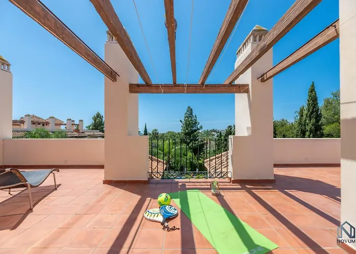 Modern And Spacious 2 Bdrm Penthouse - 3 Pools And Sea Views Apartman *