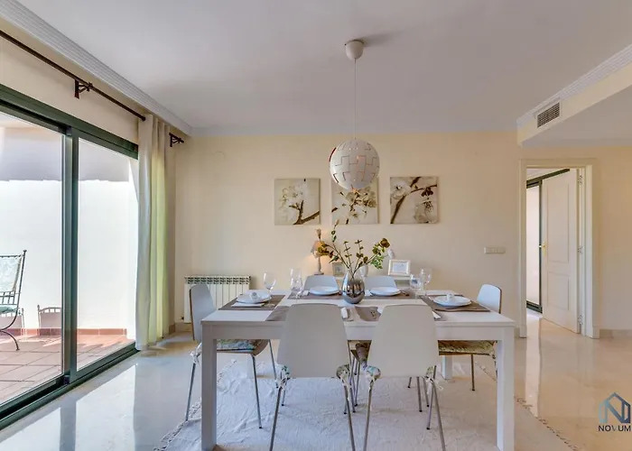 Modern And Spacious 2 Bdrm Penthouse - 3 Pools And Sea Views شقة *