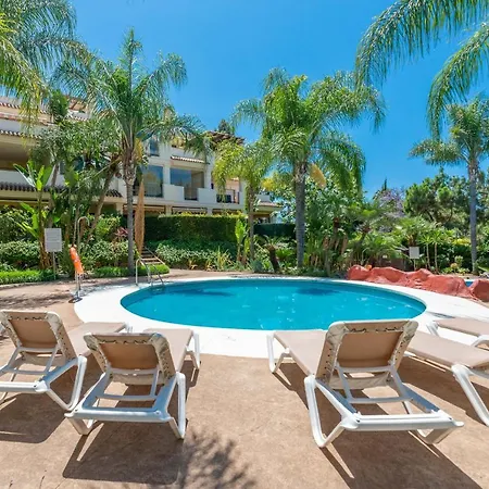 Apartament Modern And Spacious 2 Bdrm Penthouse - 3 Pools And Sea Views *