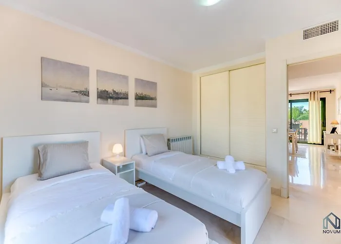 Apartament Modern And Spacious 2 Bdrm Penthouse - 3 Pools And Sea Views *